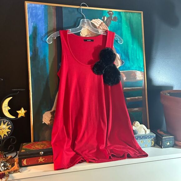 Majora Elegant Red Tank Top with Floral Detail Size M - Picture 4 of 12